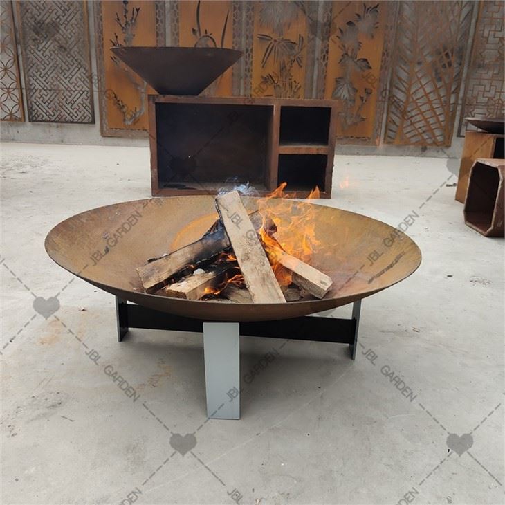 Cube Steel Fire Pit