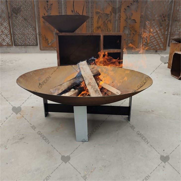 Cube Steel Fire Pit