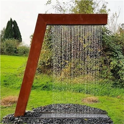 Wasserspiel mit Springbrunnen