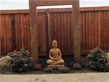 Wasserspiel aus Cortenstahl/im Freien/Haus und Garten