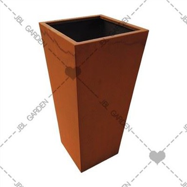 Blumenkasten aus Metall