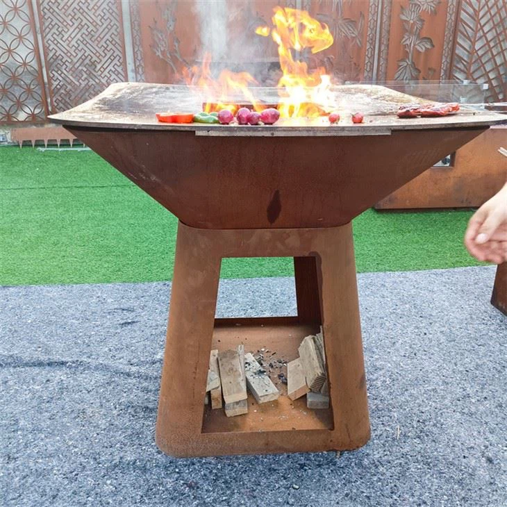 Outdoor-Grills aus Cortenstahl