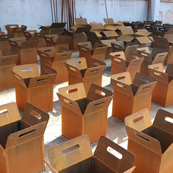 Pflanzgefäße aus Metall