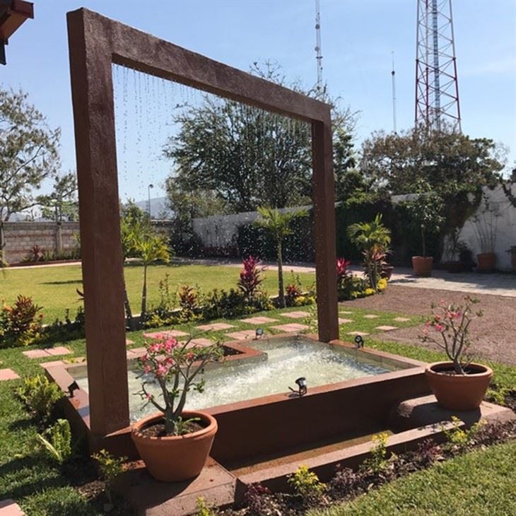 Customized Garden Water Fountain